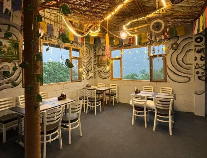 Himalayan Pines Resort - 4