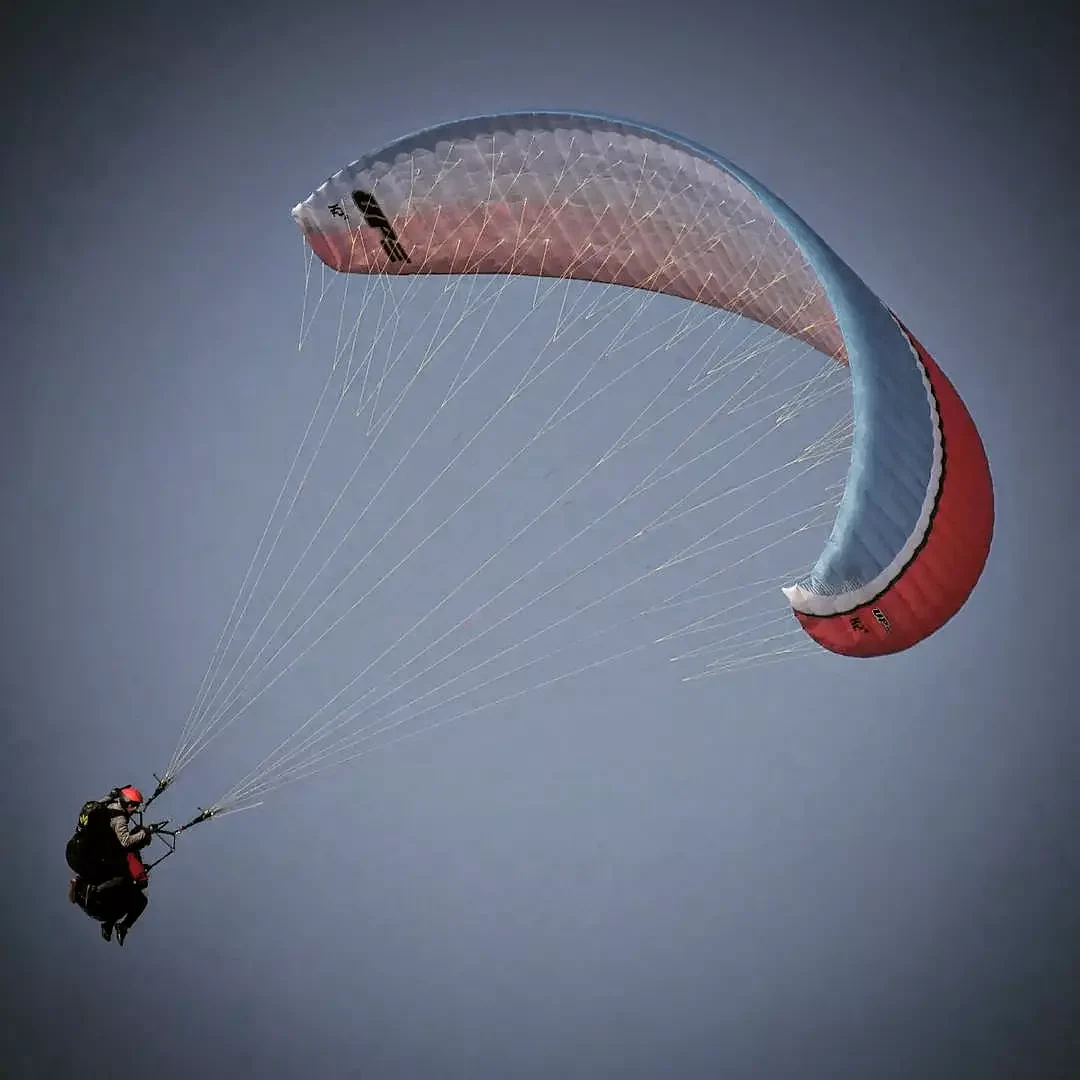 Paragliding · Dobhi