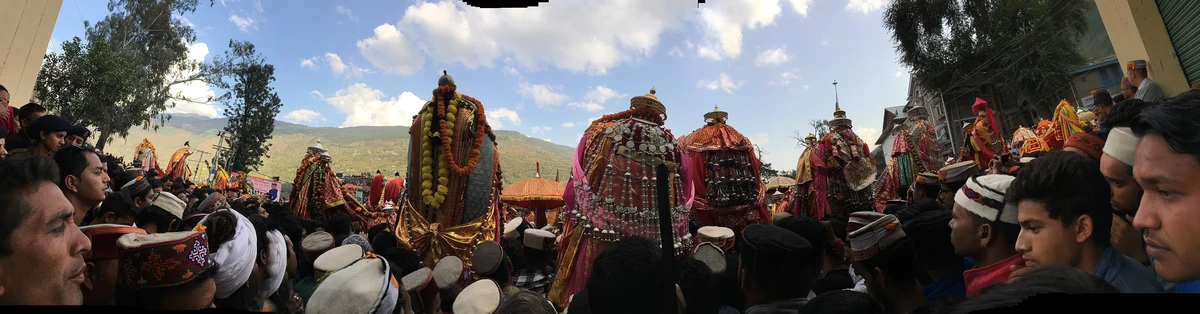 Palanquins and crowds on the Dhalpur ground at Kullu during Dussehra