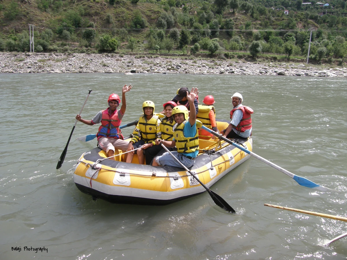 A raft on the Beas near Pirdi