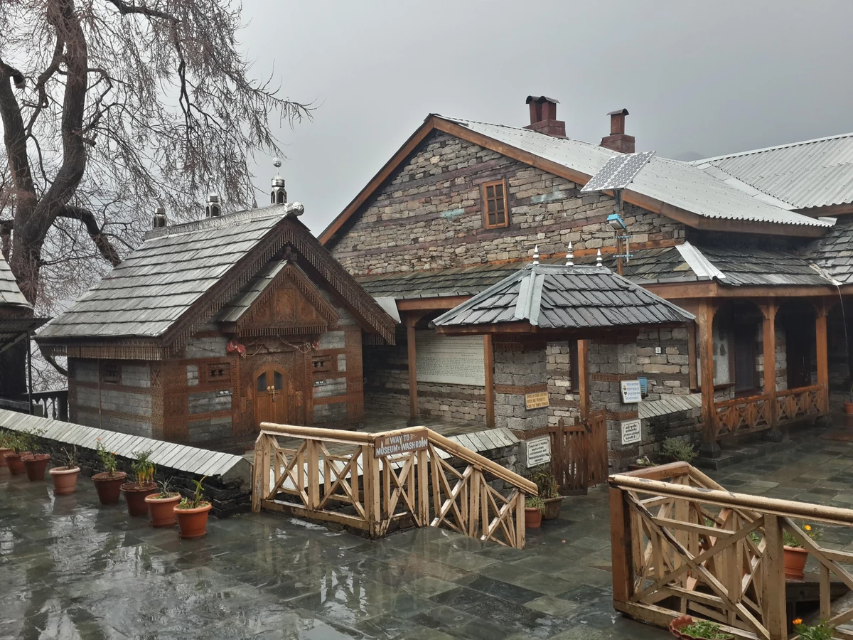 Naggar and the left bank — two days below Manali