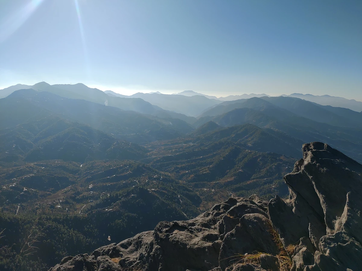 One day in Mukteshwar — the temple, Chauli Ki Jali and the institute