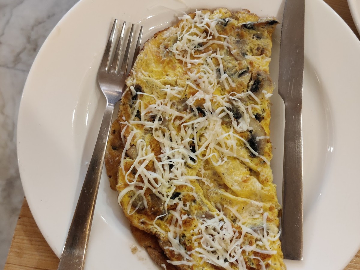 Cheese omelette