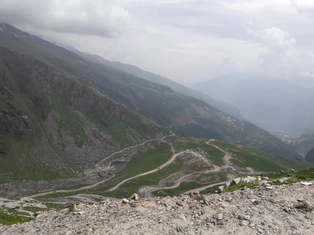 Bike and scooter rental in Manali — what it costs, where to ride, the rules