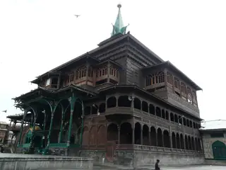 Khanqah-e-Moula