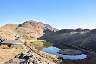 Prashar Lake with its pagoda-style temple