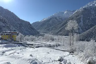 The Baspa valley approach to Sangla