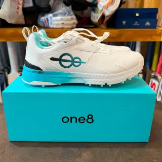 One8 Cover Drive 18 Pro Cricket Shoe