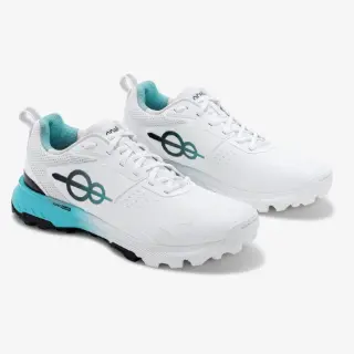 One8 Pitch 18 Cricket shoe (view 2 of 3)