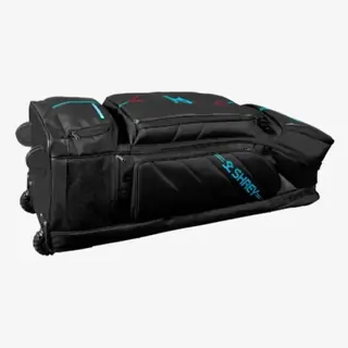 Shrey Meta Duffle Wheelie 120 Bag — Cricket Accessories (view 10 of 10)