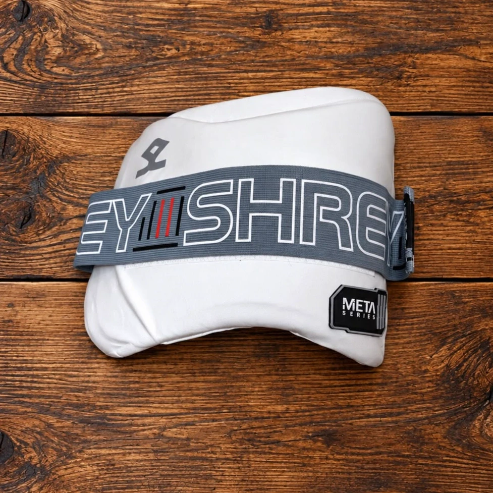 Shrey Meta VR Chest Guard White / Adult