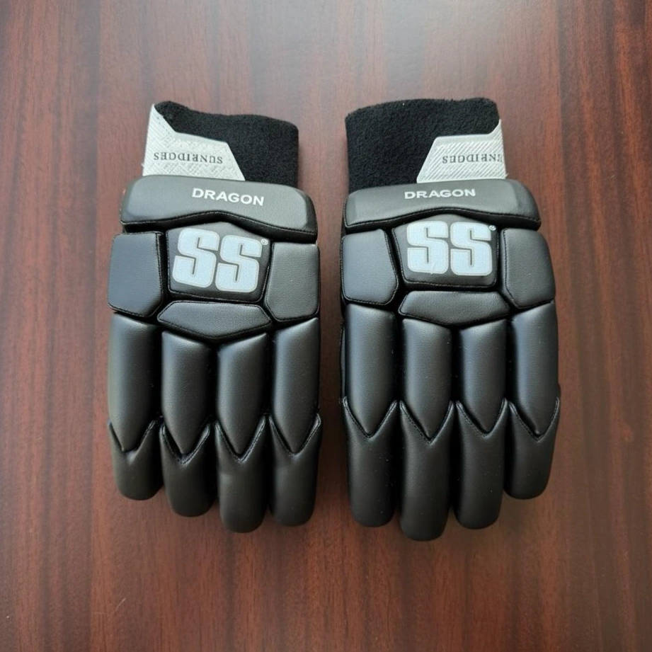 SS Dragon Batting Gloves – Black