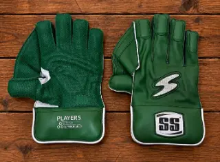 SS Players WK Cricket Gloves (view 9 of 10)