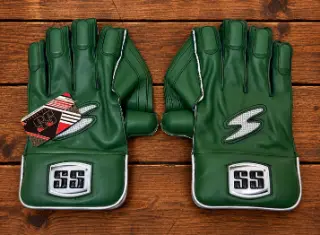 SS Players WK Cricket Gloves (view 10 of 10)