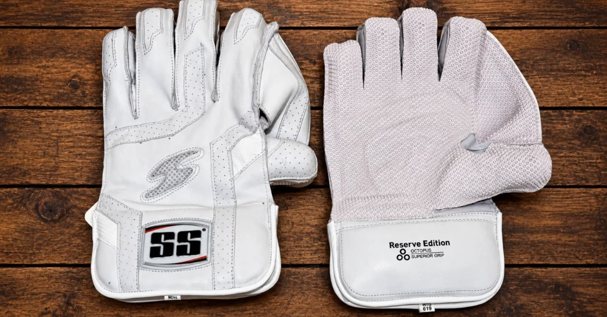 SS Reserve Edition WK Cricket Gloves – White