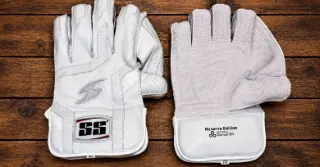 SS Reserve Edition WK Cricket Gloves (view 5 of 6)
