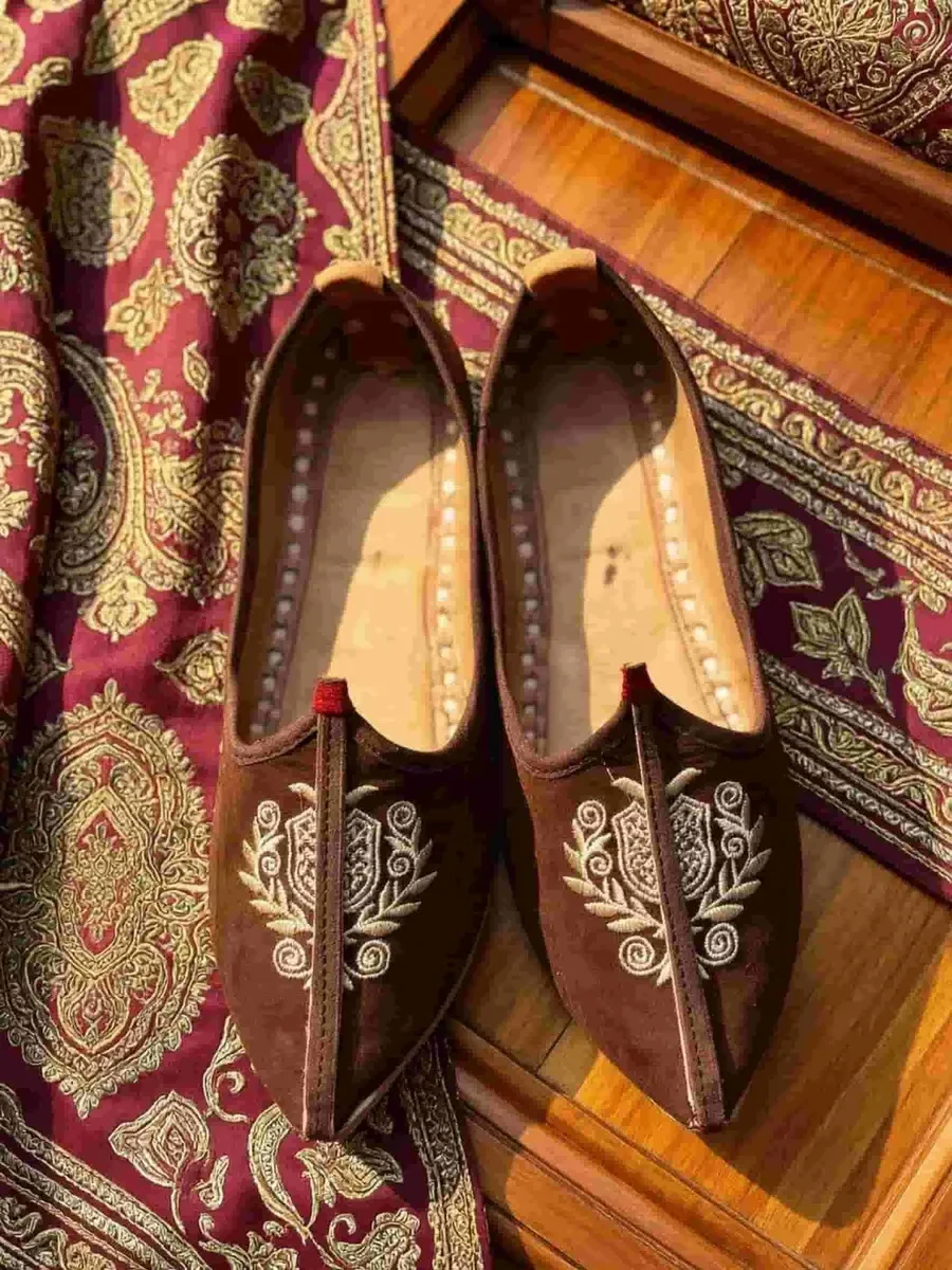 Brown Suede Zardozi Mojari
