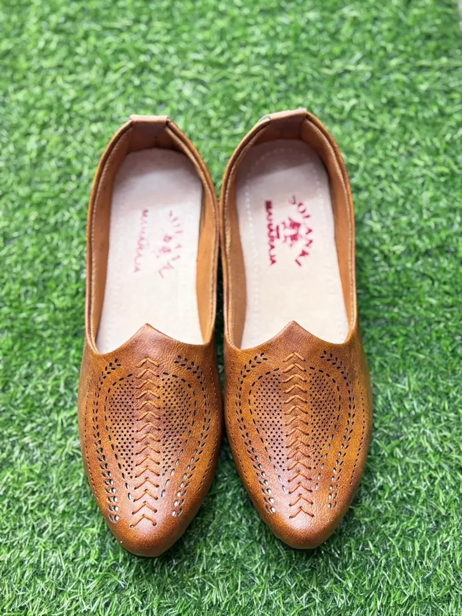 Men's Tan Brown Laser-Cut Leather Juti